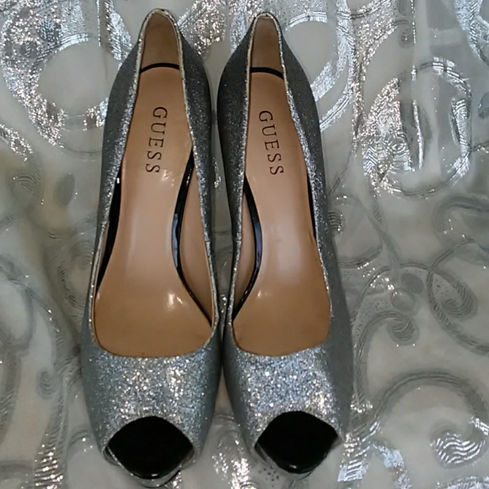 Guess Honors Peep Toe Platform 4" Heels Size 8